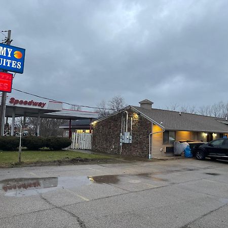Economy Inn & Suites Ashtabula Zewnętrze zdjęcie
