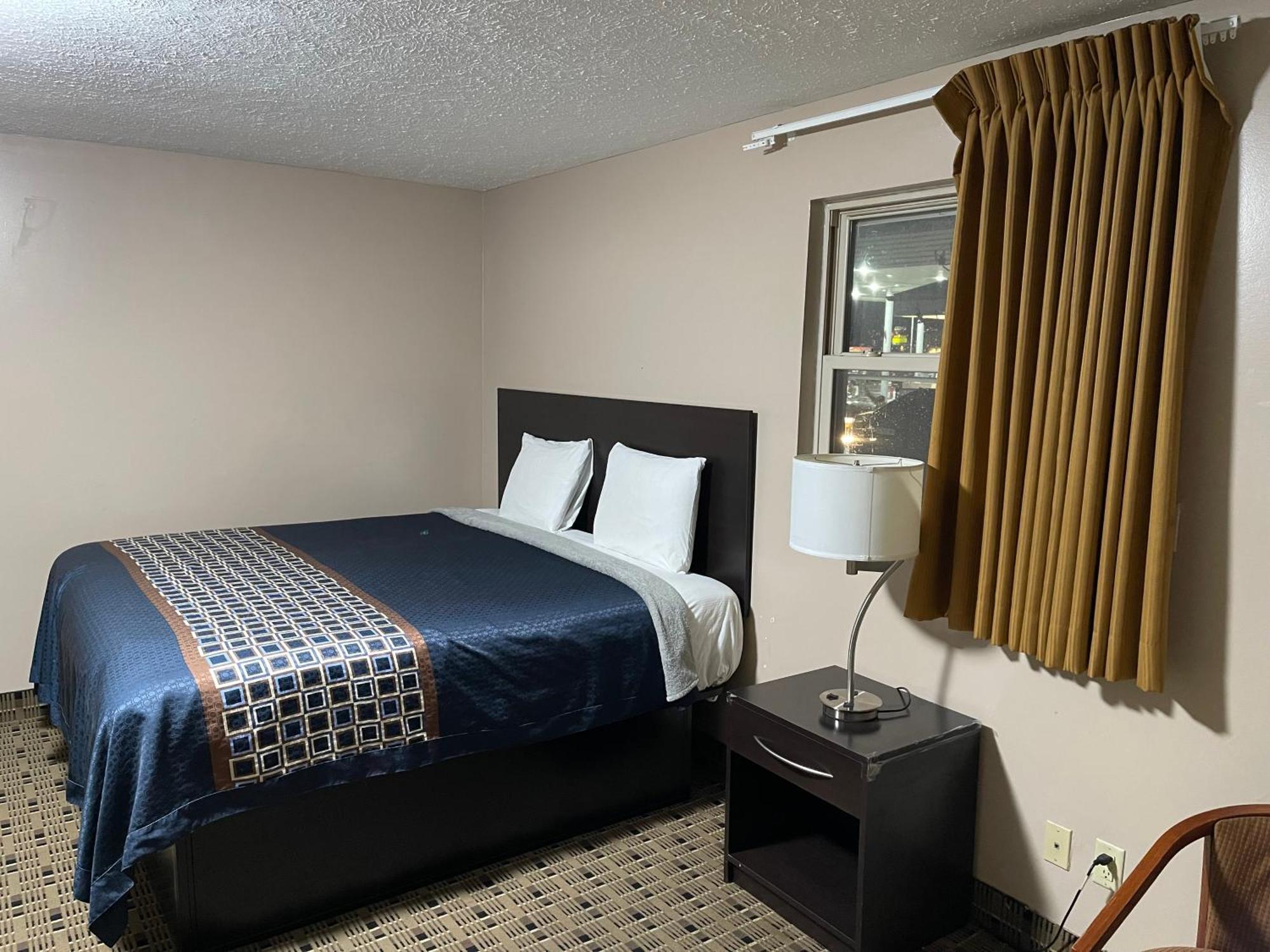 Economy Inn & Suites Ashtabula Zewnętrze zdjęcie