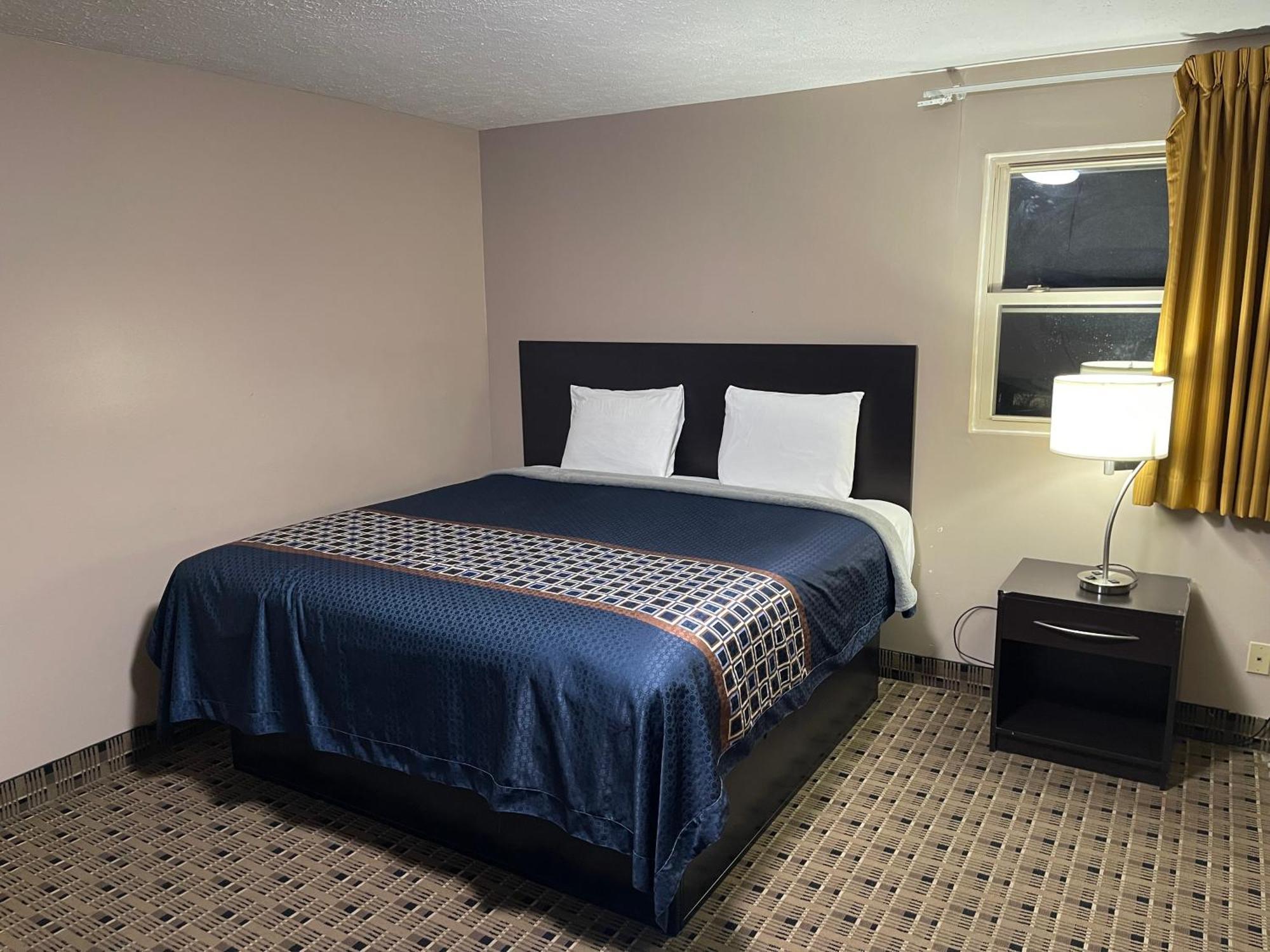 Economy Inn & Suites Ashtabula Zewnętrze zdjęcie