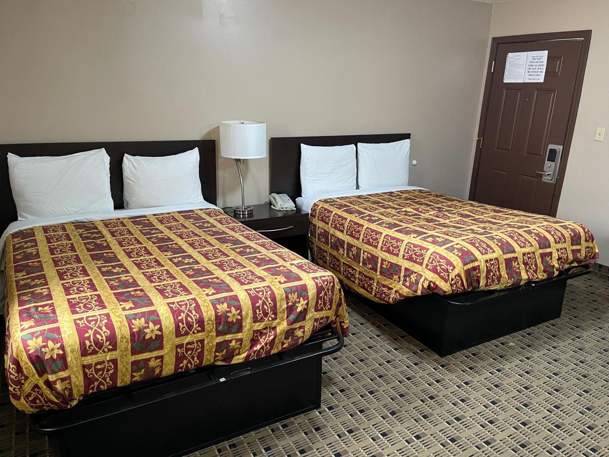 Economy Inn & Suites Ashtabula Zewnętrze zdjęcie
