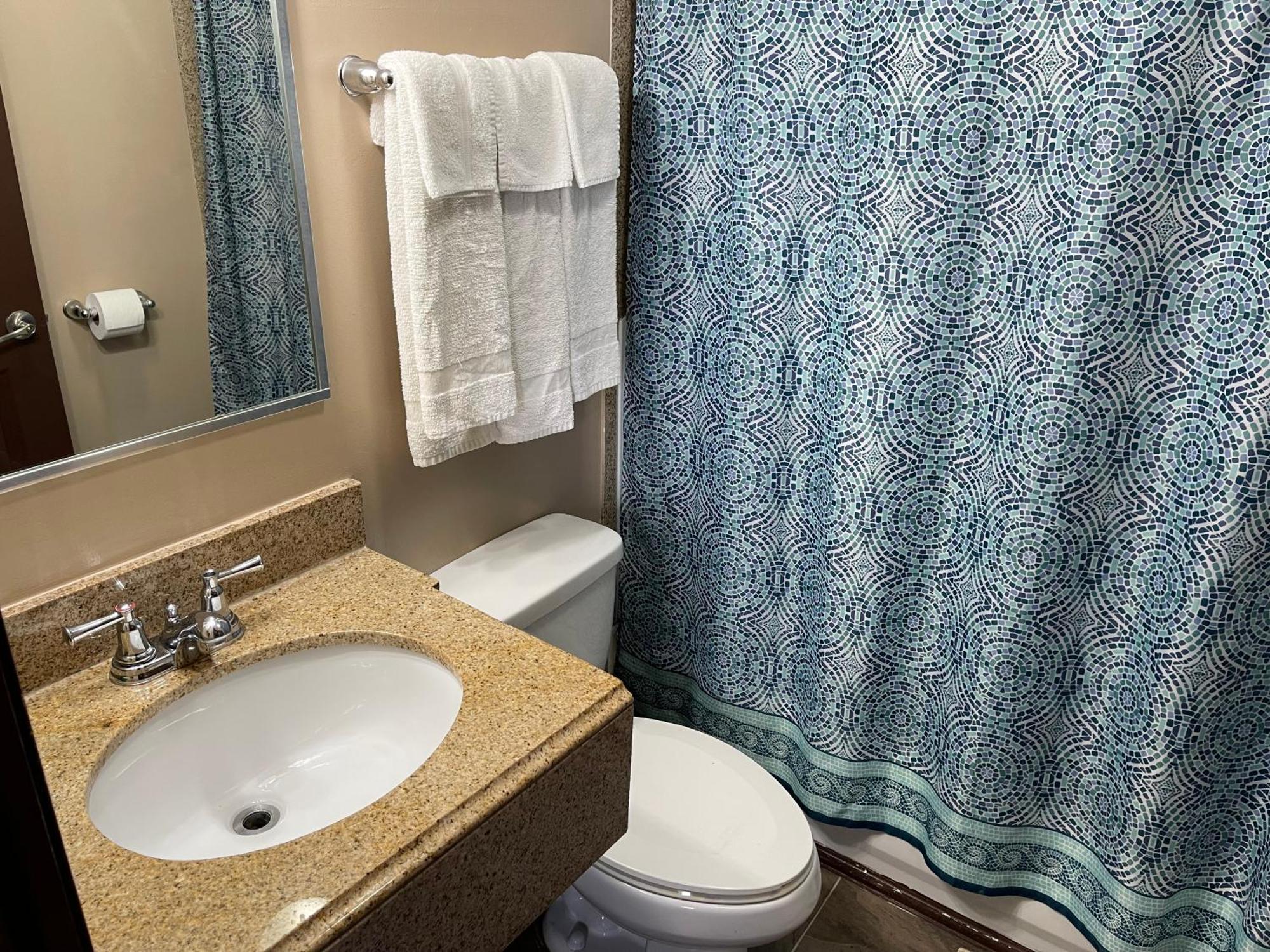 Economy Inn & Suites Ashtabula Zewnętrze zdjęcie