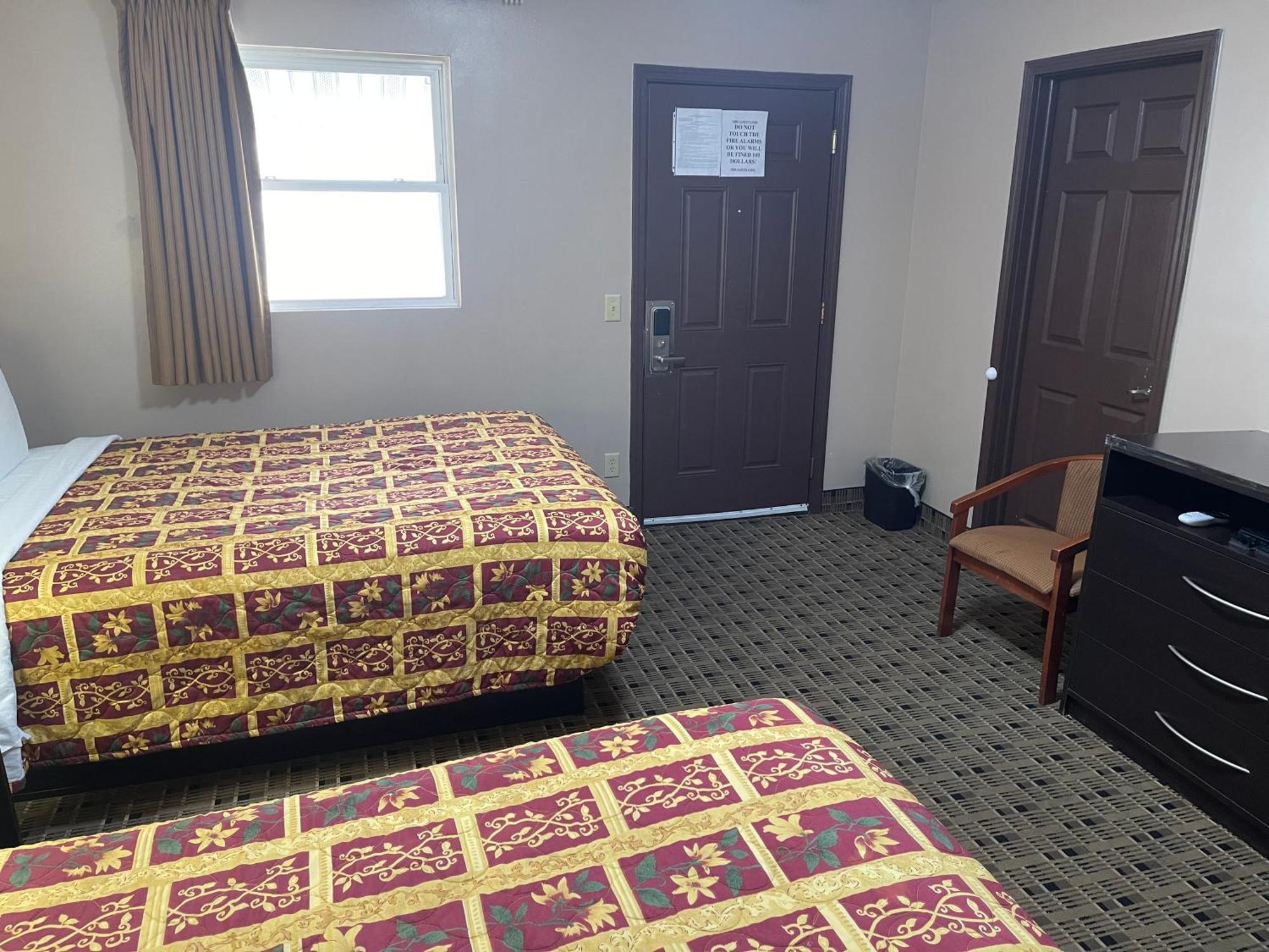 Economy Inn & Suites Ashtabula Zewnętrze zdjęcie
