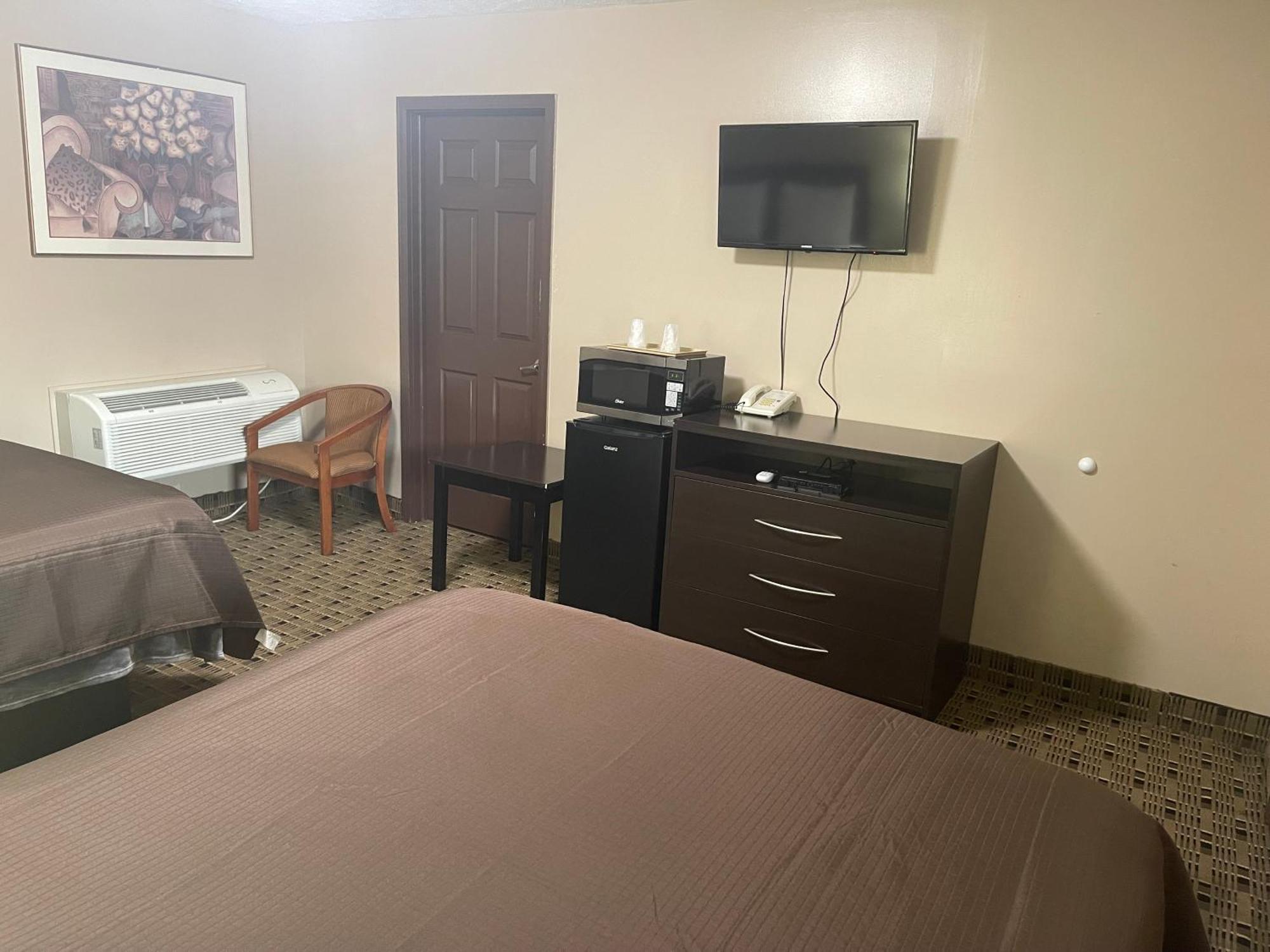 Economy Inn & Suites Ashtabula Zewnętrze zdjęcie