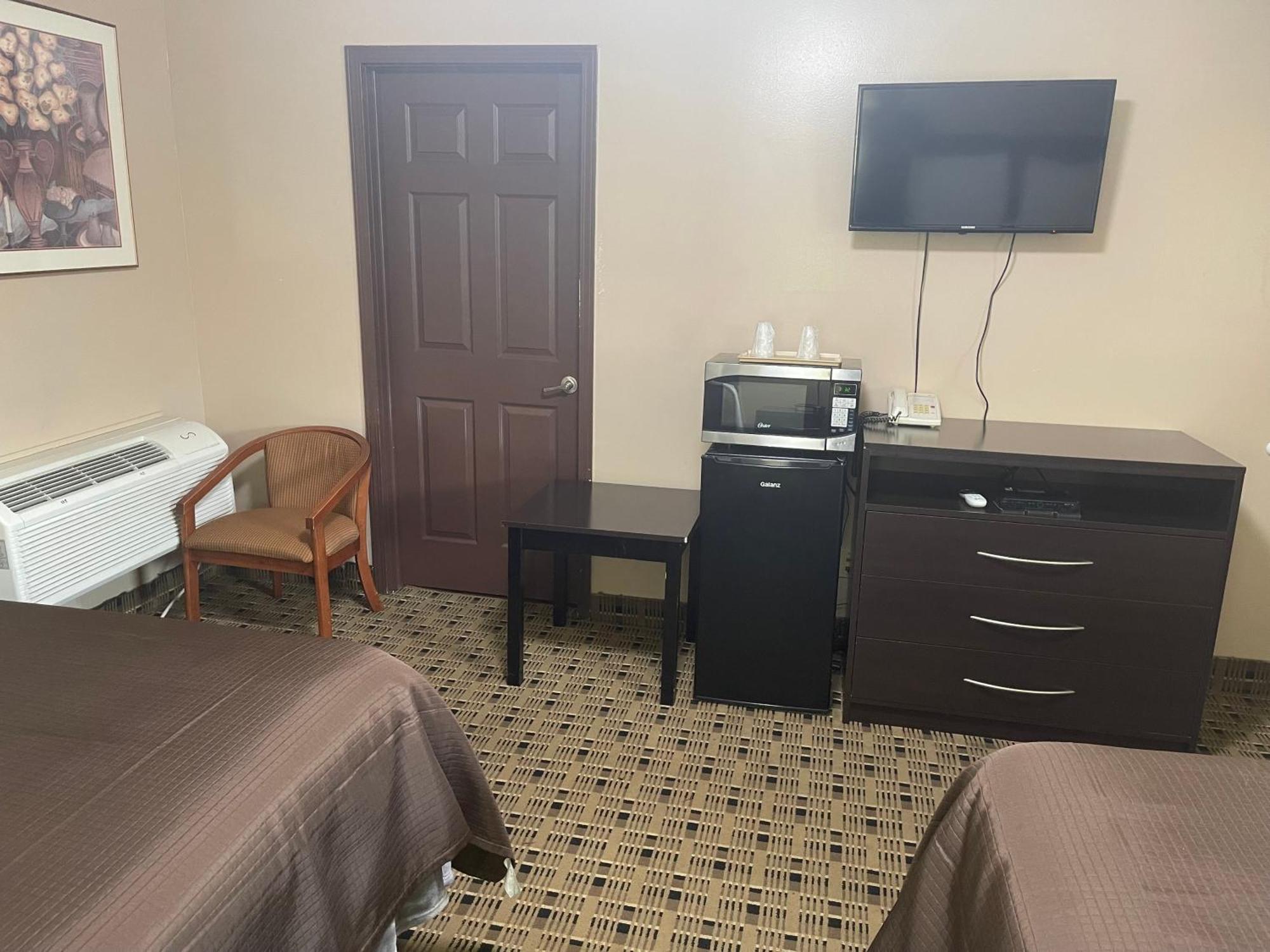 Economy Inn & Suites Ashtabula Zewnętrze zdjęcie