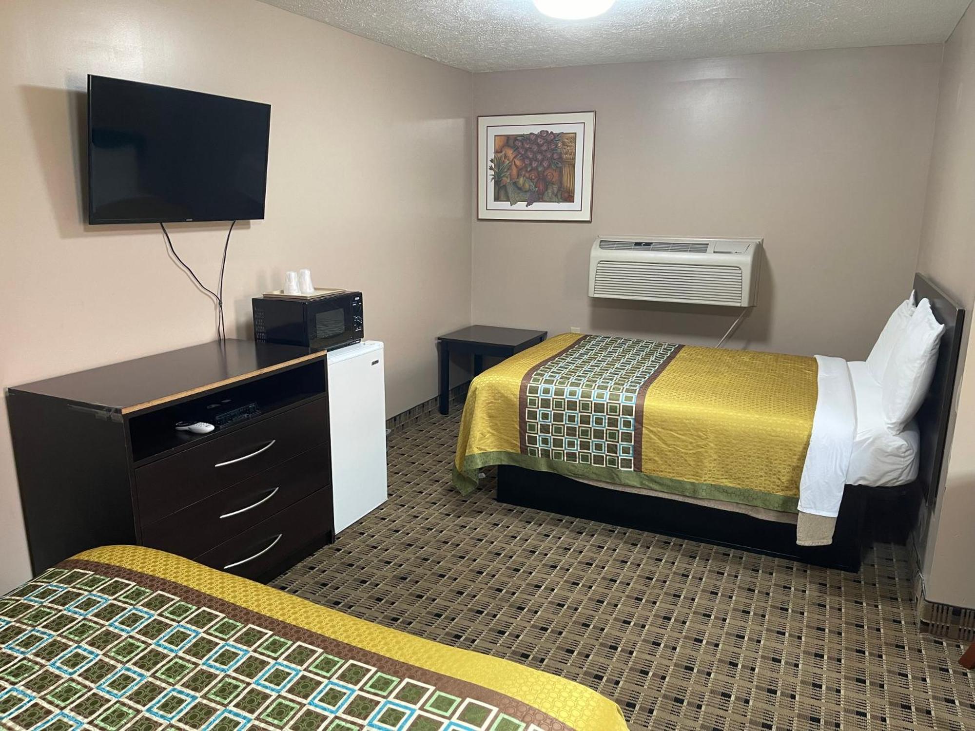 Economy Inn & Suites Ashtabula Zewnętrze zdjęcie