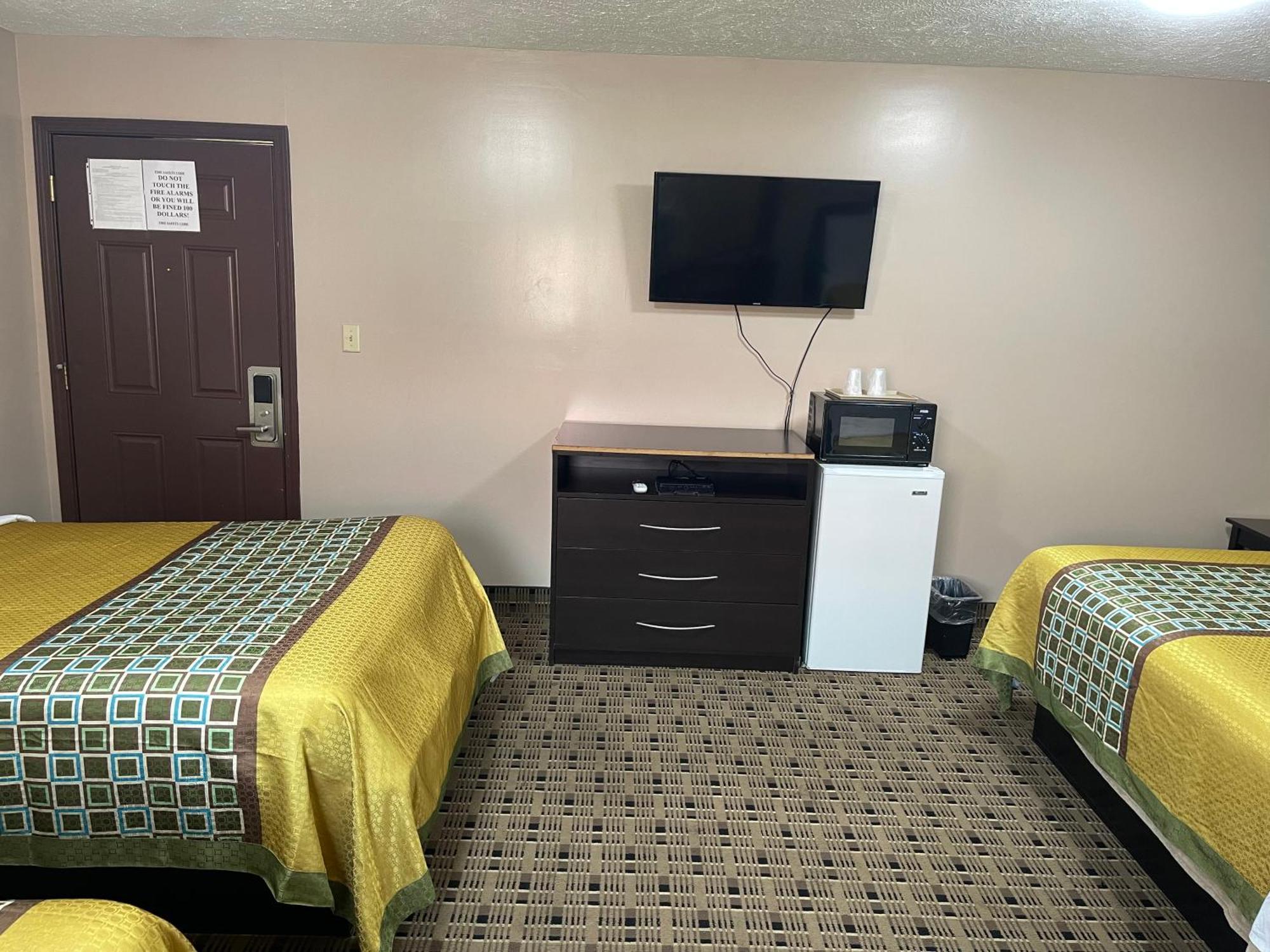 Economy Inn & Suites Ashtabula Zewnętrze zdjęcie